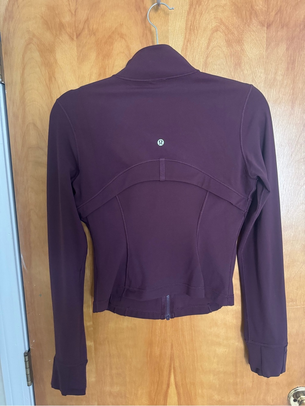 Lululemon Plum Burgundy Define Cropped Jacket *Nulu - Size 8 - Picture 5 of 8